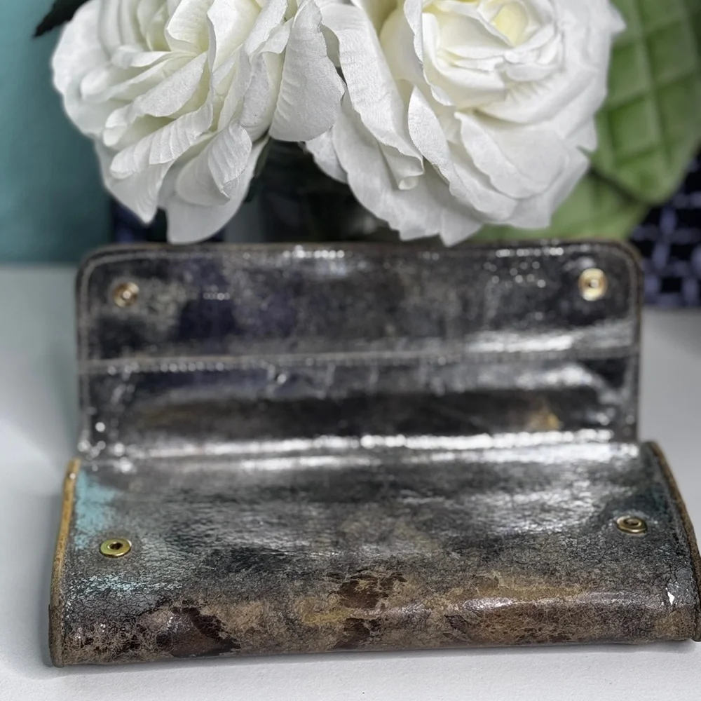 Miu Miu Cracked Metallic design Wallet